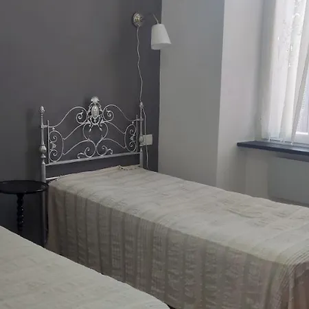 Martiri 1 By Tempovacanza דיאנו קסטלו